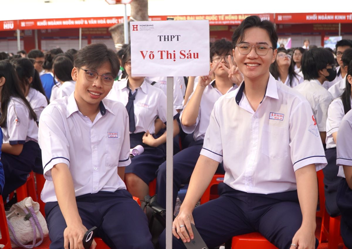 Students participate in the festival to support students with the idea of starting a business in the 2025-2026 school year. Photo: Chan Phuc
