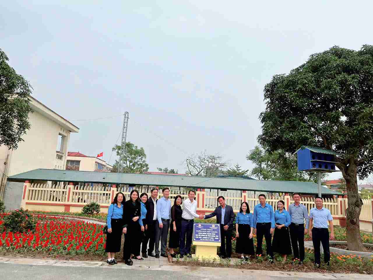 Cong trinh hoan thanh, dua vao su dung phuc vu can bo va nhan dan xa Tong Tran. Anh: Cong ty co phan Moi truong va Cong trinh do thi Hung Yen