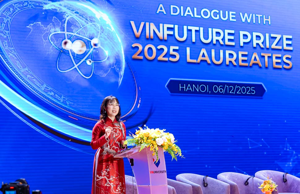 TS Le Mai Lan - Pho Chu tich Tap doan Vingroup, Chu tich Hoi dong Truong Dai hoc VinUni phat bieu tai chuong trinh. Anh: Hao Thien