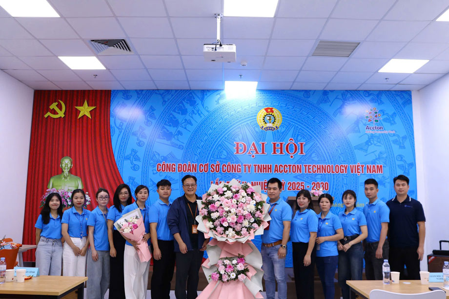 BCH Công đoàn Công ty TNHH Accton Technology Việt Nam lần thứ II, nhiệm kỳ 2025–2030 ra mắt đại hội. Ảnh: An Vi