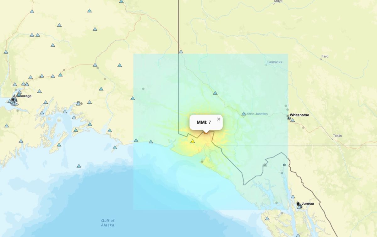 현지 시간 12월 6일 정오 알래스카의 규모 7.0 지진 위치. 사진: 미국 지질 조사국