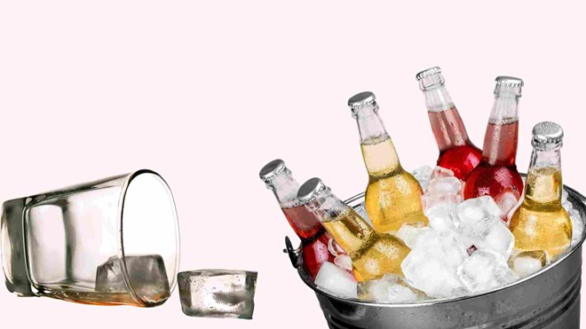 Un mois sans boire d'alcool apporte de nombreux changements positifs à la santé. Photo : Hạ Mây