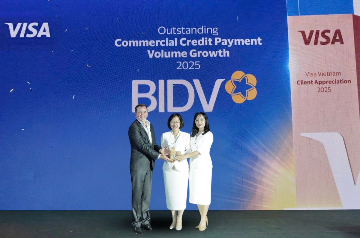 BIDV - “Ngan hang tang truong vuot troi doanh so chi tieu the tin dung doanh nghiep” 2 nam lien tiep