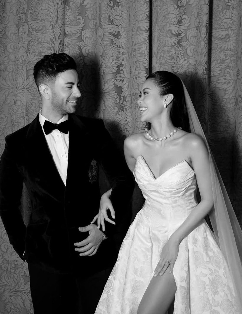 Bo anh cuoi cua cap doi. Anh: Alec.