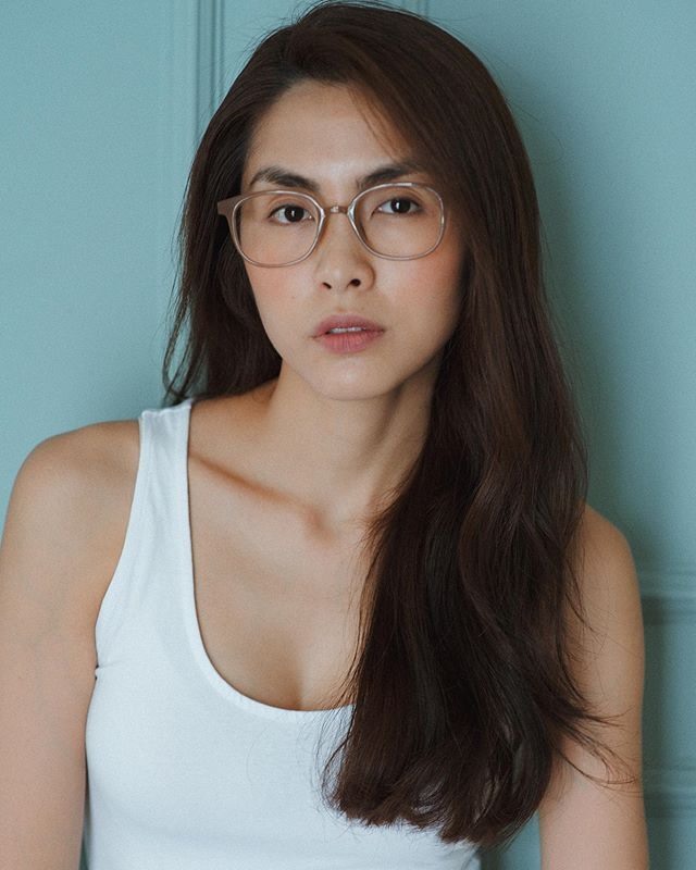 Tang Thanh Ha trong qua trinh quay “Canh dong bat tan“. Sau nhieu nam co van giu nhan sac xinh dep, cuon hut du xa roi man anh. Anh: Doan phim cung cap