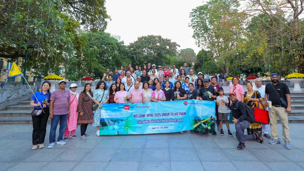 Doan khach An Do du lich Viet Nam. Anh: Vietravel