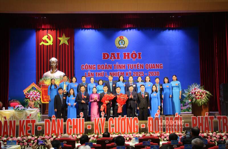 BCH Lien doan Lao dong tinh Tuyen Quang khoa I, nhiem ky 2025 - 2030. Anh: Viet Bac
