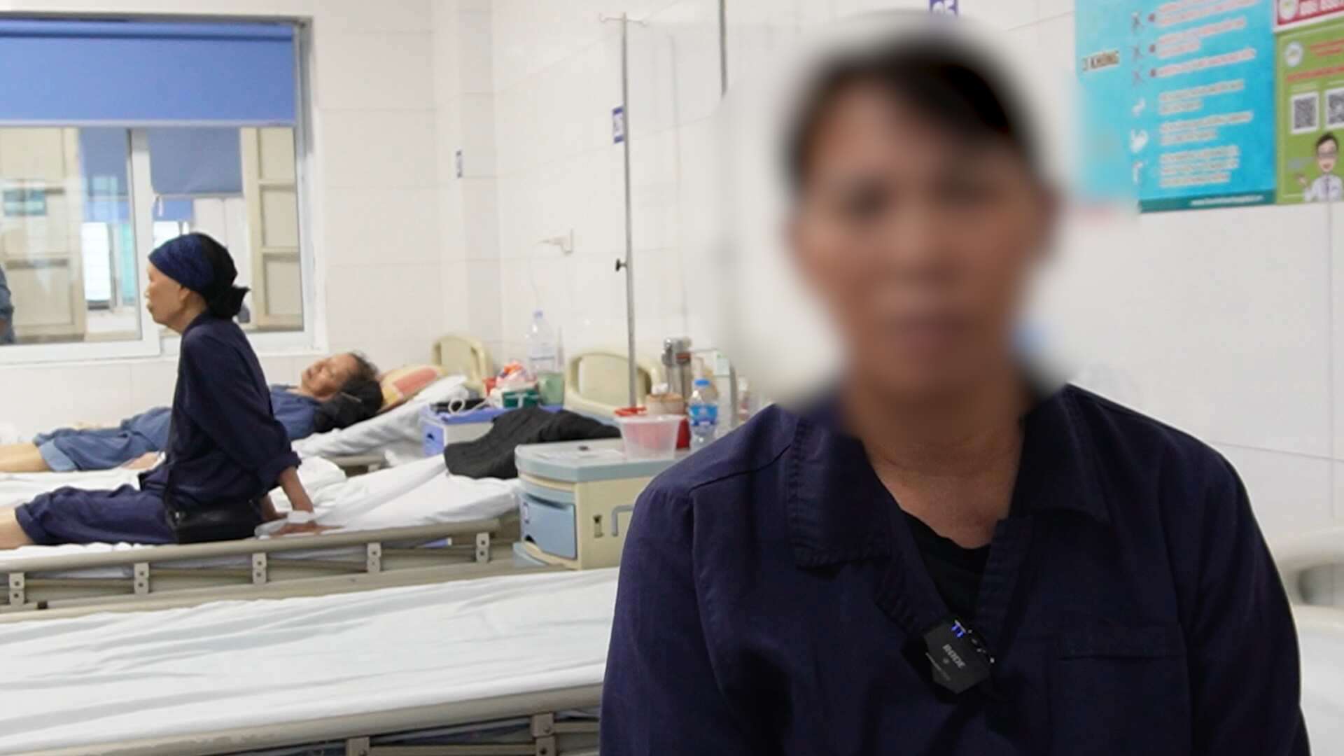 Chị Nguyễn Thị Liên đang điều trị ung thư đại tràng tại Khoa Ung bướu, Bệnh viện Thanh Nhàn. Ảnh: Cao Thơm