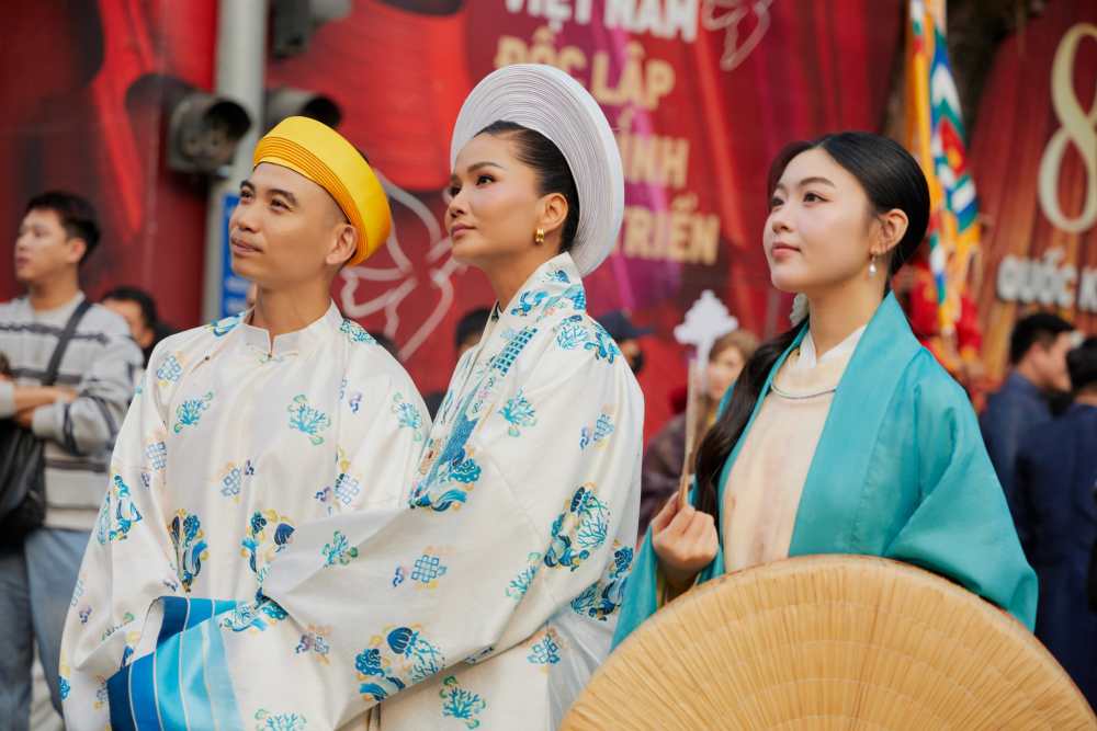 Cô mới trở lại hoạt động giải trí không lâu sau khi sinh em bé. Ảnh: Nghệ sĩ cung cấp