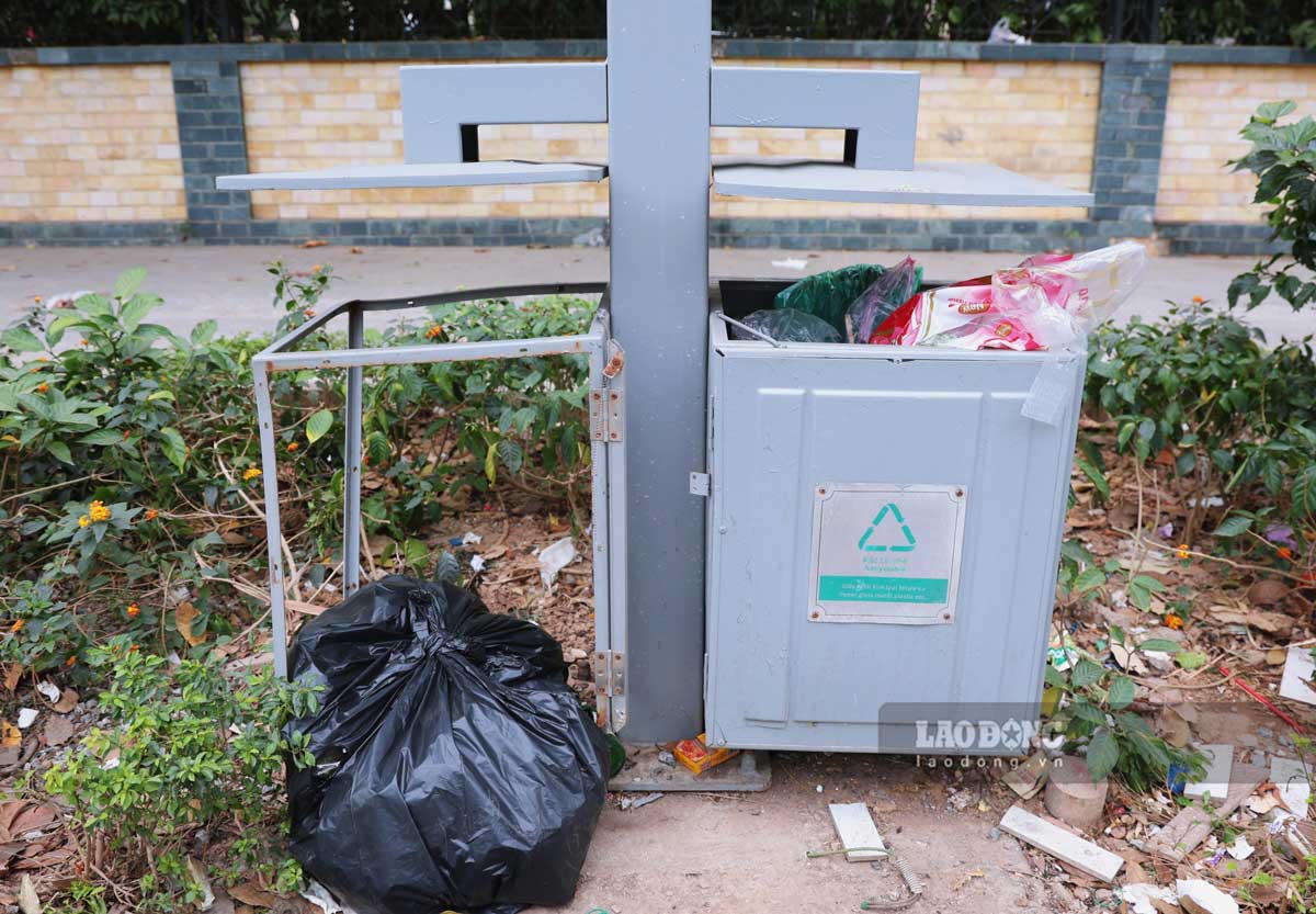 ゴミ分別の効率を高めるために、広報活動を推進し、インフラを完成させる。写真:Viet Anh