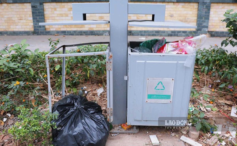 Chung cư Hà Nội lúng túng phân loại rác tại nguồn do hạ tầng chưa đồng bộ