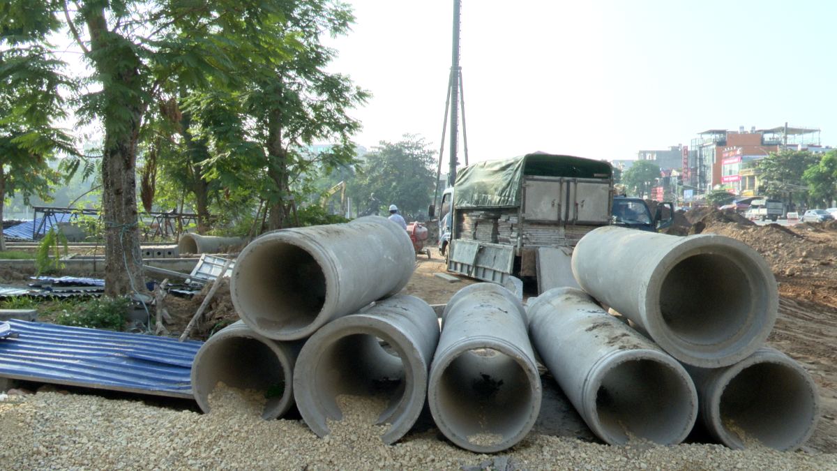 Nhieu du an tren dia ban phuong Kien An van chua bao dam tien do. Ảnh: Cong TTDT phuong Kien An