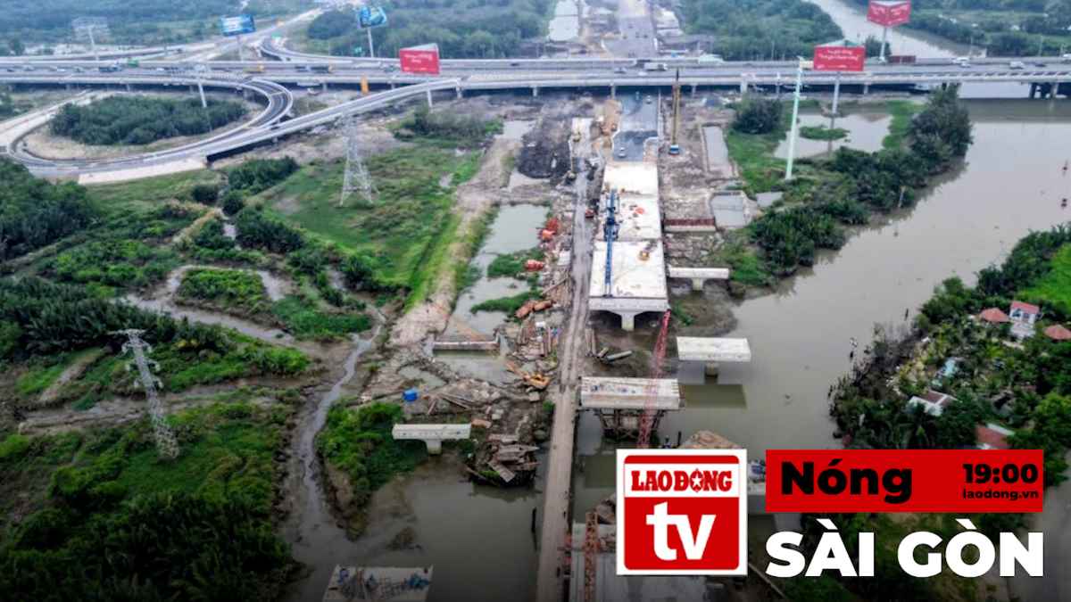 Hot Saigon: Close-up of the Ring Road 3 overpass before the technical opening day
