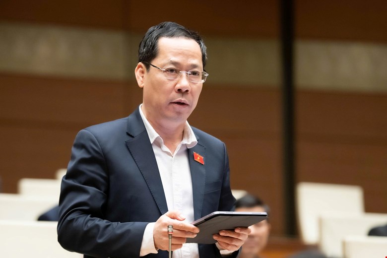 Đại biểu Trần Nhật Minh phát biểu. Ảnh: Quochoi.vn