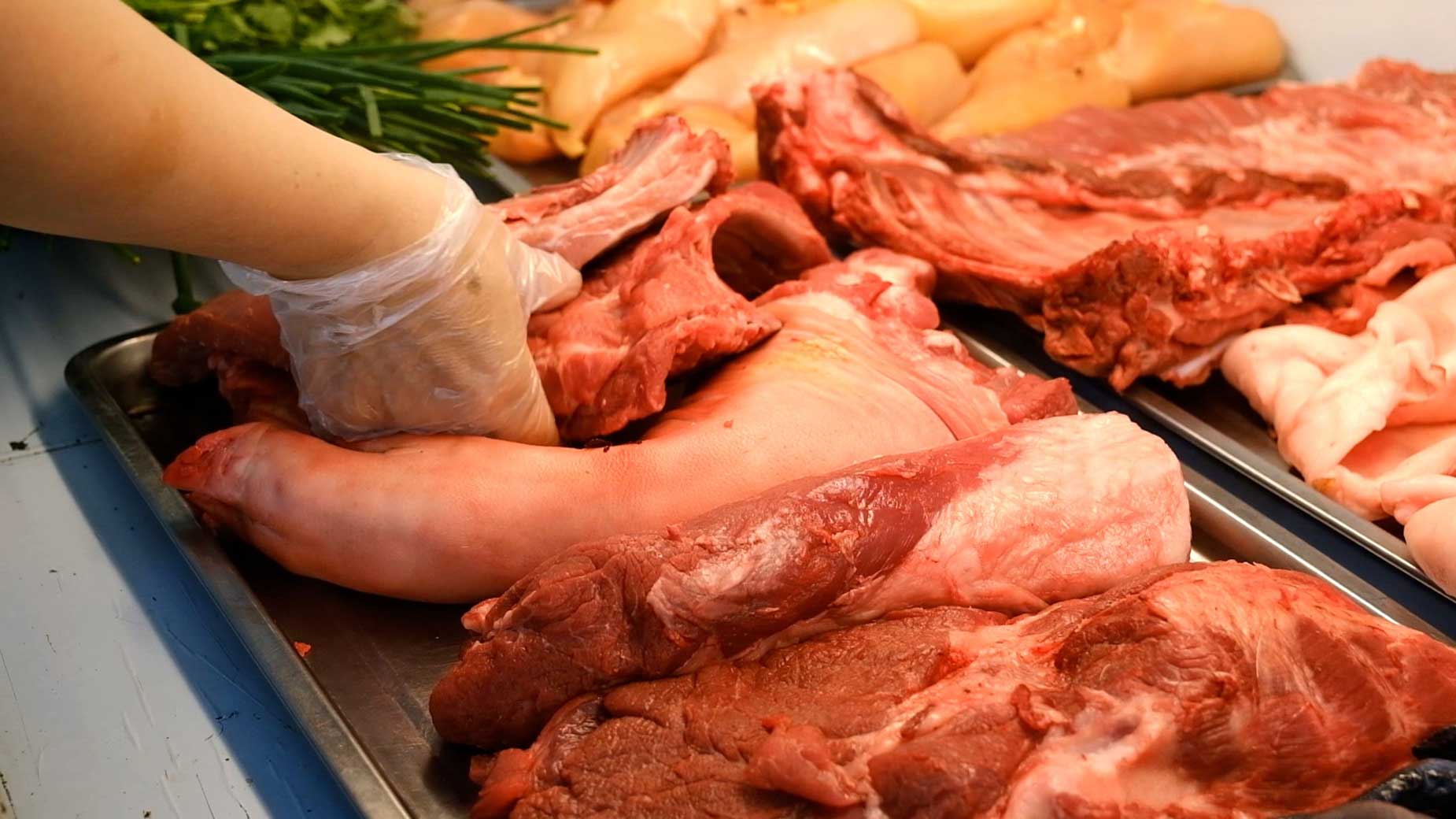 Dam bao nguon cung dip Tet. Anh: Han Nghien