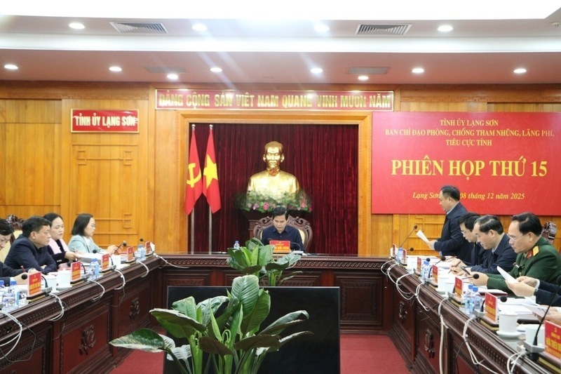 Ban Chỉ đạo phòng, chống tham nhũng, lãng phí, tiêu cực tỉnh Lạng Sơn họp phiên thứ 15. Ảnh: Hoàng Như