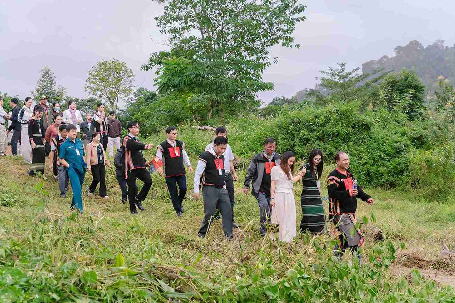 Xa Quang Phu da va dang tap trung giam ngheo ben vung vung dong bao dan toc thieu so. Anh: Bao Lam