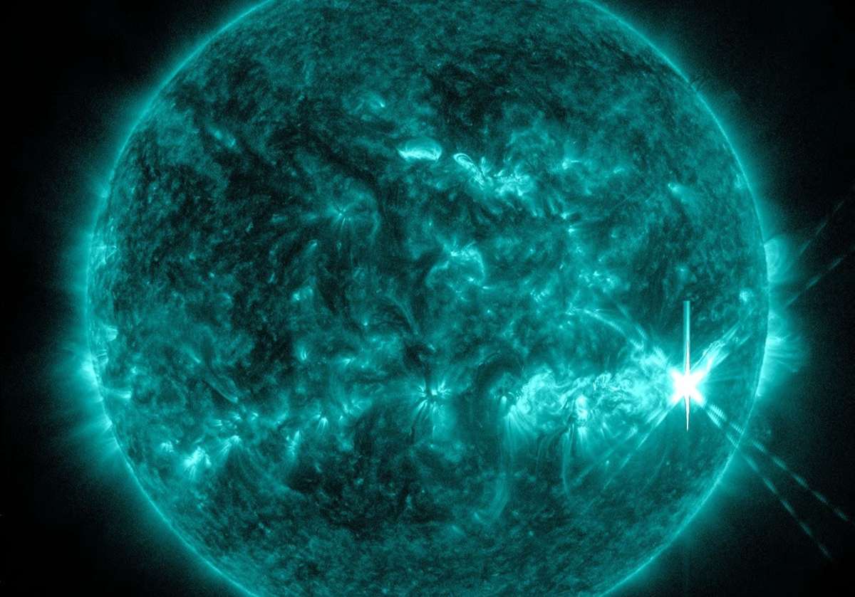 NASA's lunar object reflector recorded a bright flare on December 8, 2025, signaling the risk of a typhoon in the coming days. Photo: NASA