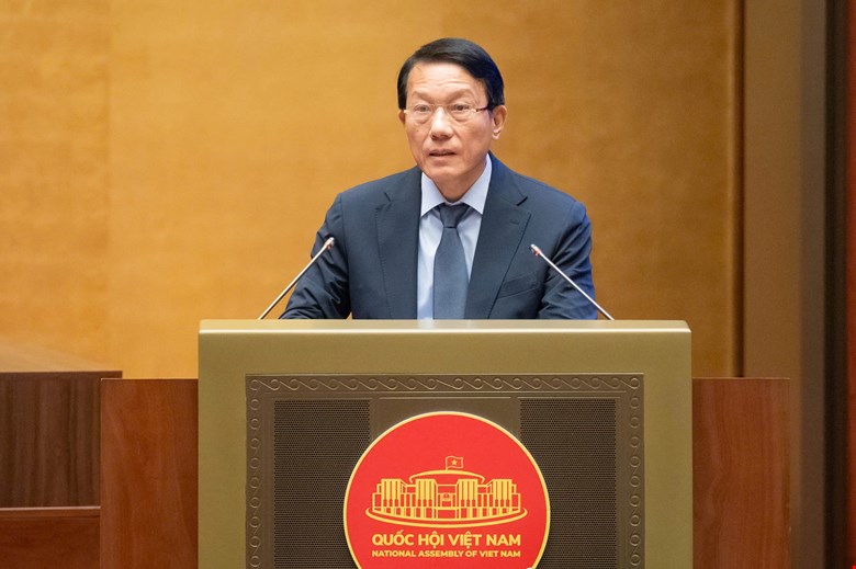 르엉땀꽝 대장 - 공안부 정치국 위원 공안부 장관은 부패 및 직위 관련 범죄 건수가 2024년보다 적다고 밝혔습니다. 사진: Quochoi.vn