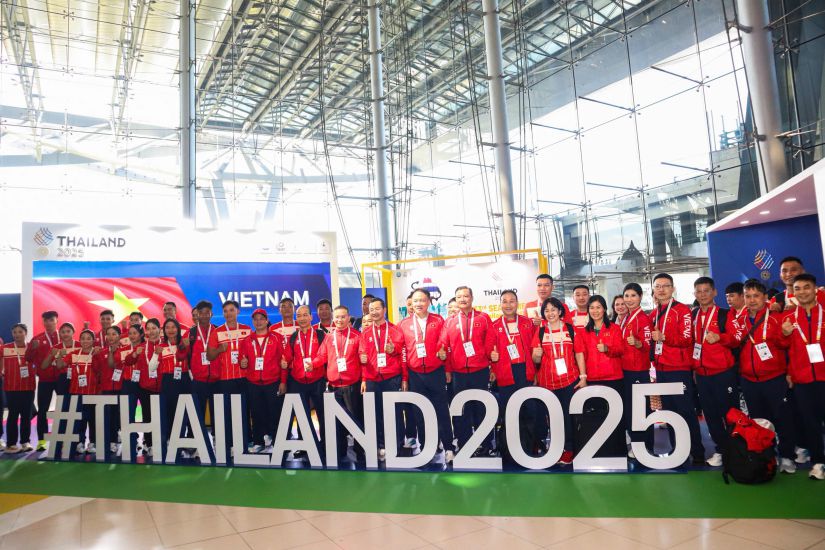The Vietnamese sports delegation confidently competed in the 33rd SEA Games. Photo: Bui Luong
