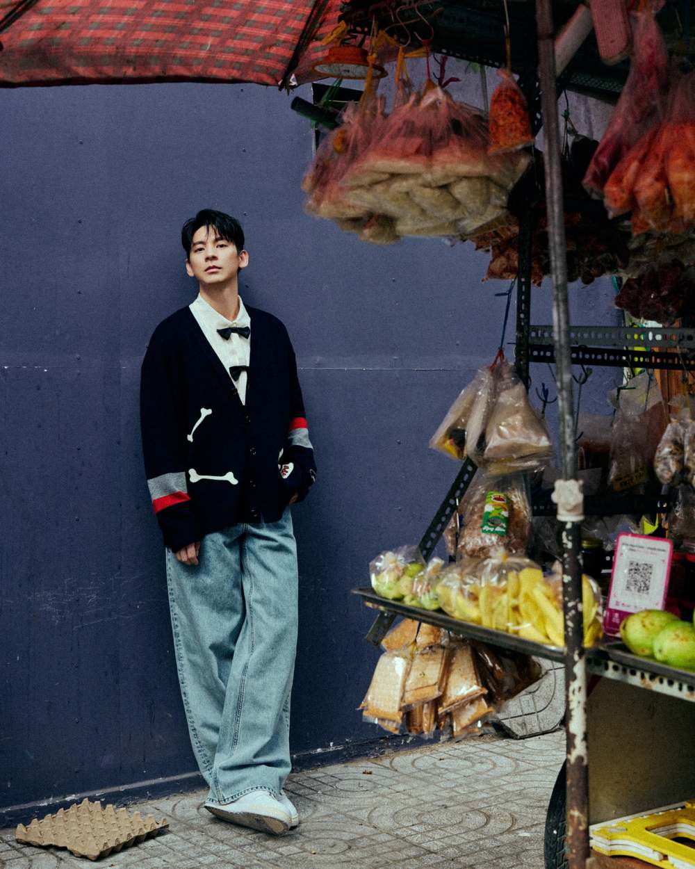 Hinh anh cua nam dien vien binh di khi toi Viet Nam. Anh: Nhan vat cung cap.