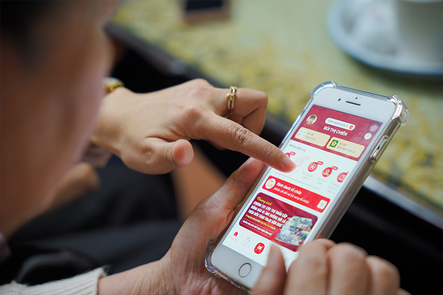 To chuyen doi so huong dan nguoi dan c. Anh: Phuong Anh