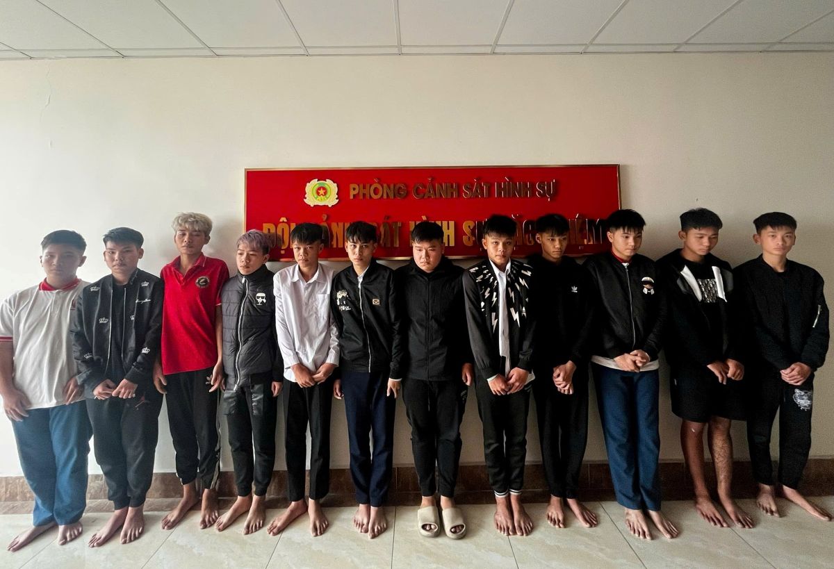 Đội Cảnh sát hình sự đặc nhiệm - Phòng Cảnh sát hình sự Công an thành phố làm rõ nhóm gồm 14 đối tượng gây rối trật tự công cộng. Ảnh: Công an TP Hải Phòng