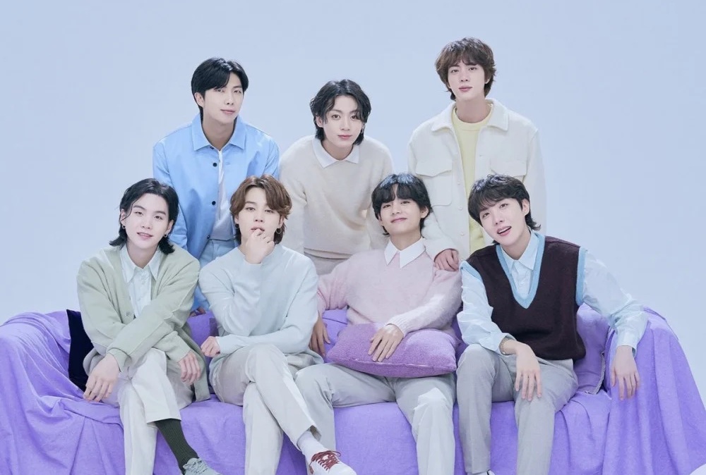 BTS band. Photo: Lotte.