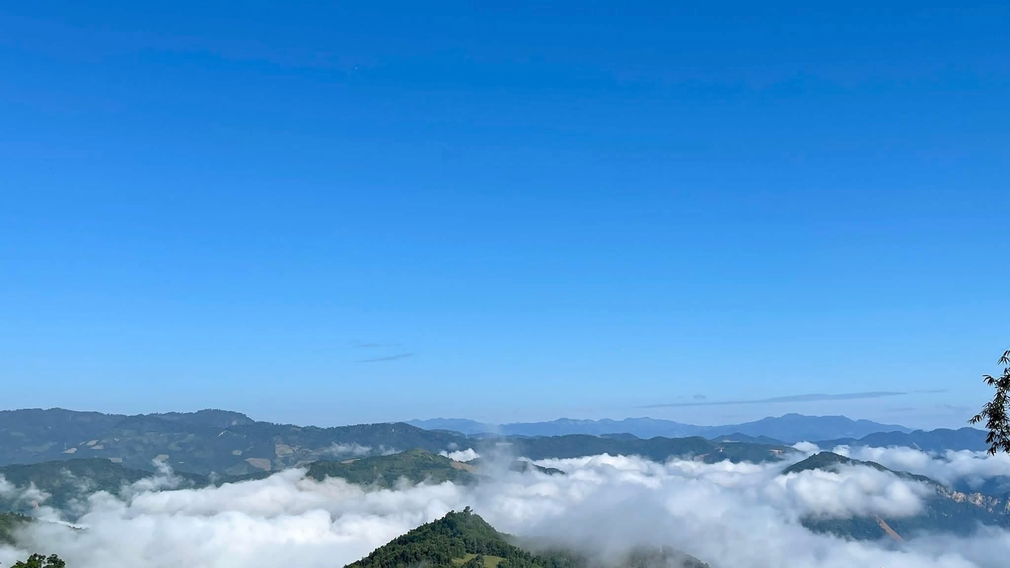 Mua san may tuyet voi tai Muong Long. Anh: Ngoc Anh