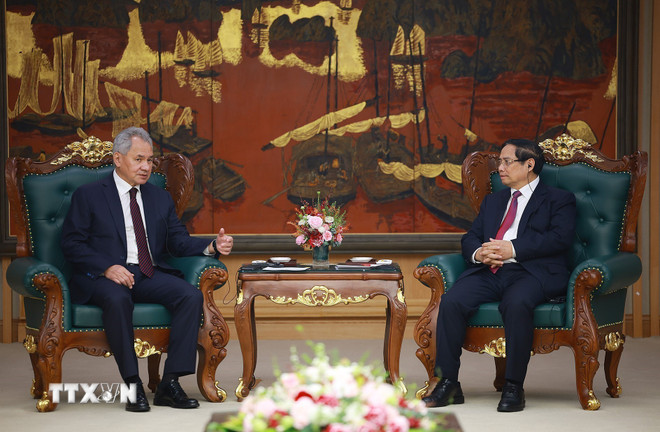 Thu tuong Chinh phu Pham Minh Chinh tiep Thu ky Hoi dong An ninh Lien bang Nga Sergey Shoigu. Anh: TTXVN