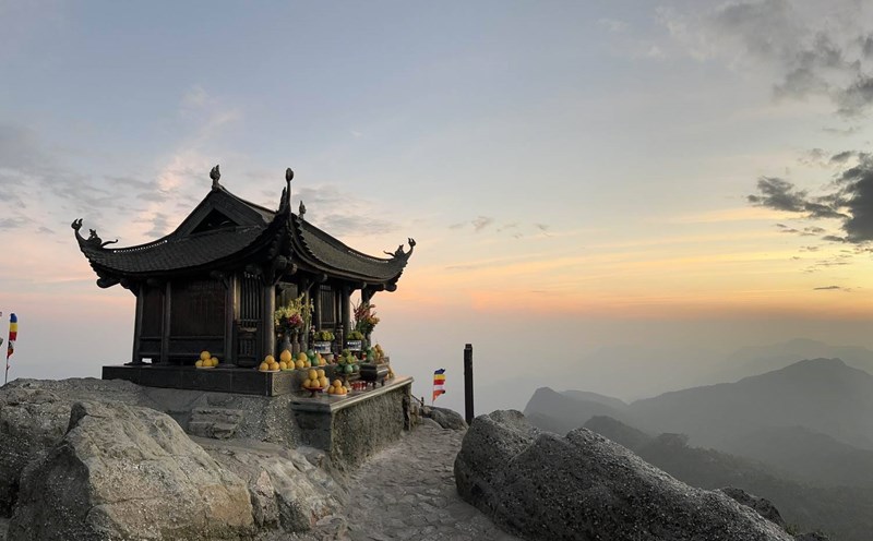 Dong Pagoda on the sacred peak of Yen Tu mountain. Photo: Nguyen Hung