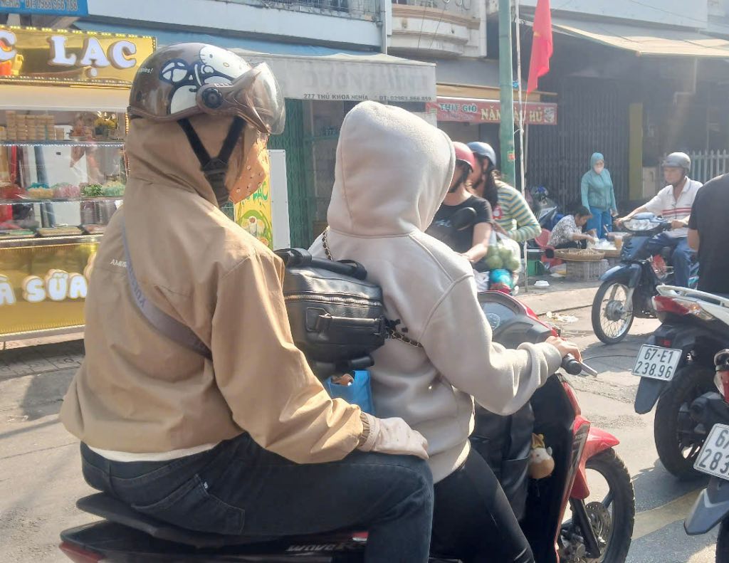 Workers return to their hometowns in Ho Chi Minh City or provinces in the Southeast region to make a living after the 2025 Lunar New Year holiday. Photo: Thanh Nhan