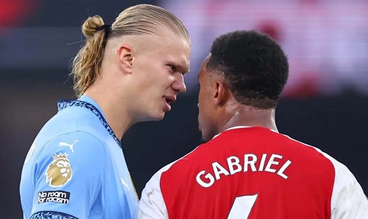 Những màn so tài giữa Arsenal và Man City ngày càng gay gắt và có nhiều sự trả đũa. Ảnh: AFP