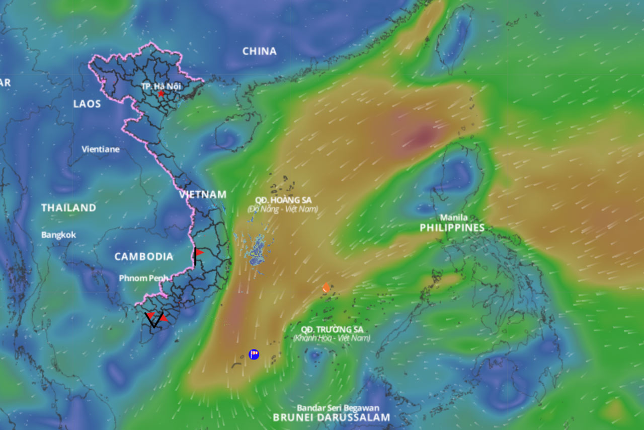 Forecast of thunderstorms due to low pressure in the East Sea