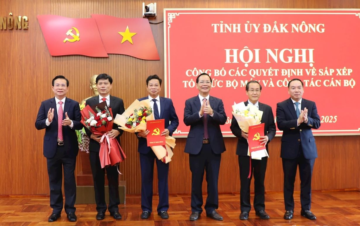 Dak Nong has established two Party Committees of Dak Nong Provincial Party Committee. Photo: Nghia Hang