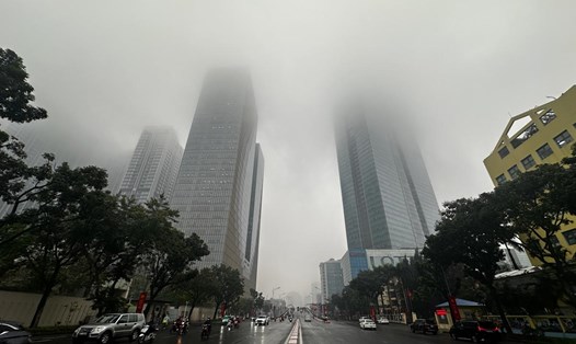 Dự báo thời tiết miền Bắc sáng mai 11.2 mưa nhỏ vài nơi, có sương mù. Ảnh: Việt Anh