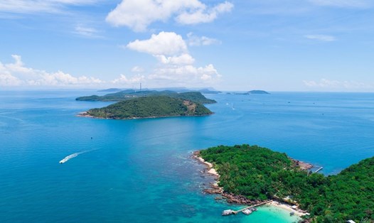 Phú Quốc từ trên cao nhìn xuống. Ảnh: Thanh Bồng