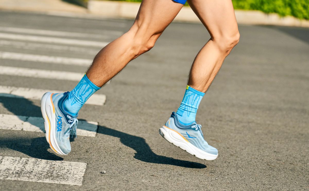 Inheriting an improved design through 8 versions, the Bondi 9 running shoe achieves high performance, providing a better bounce and smoother feel. Photo: HOKA