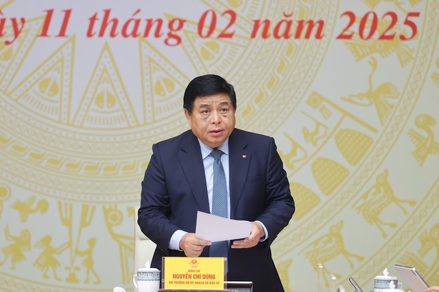 Minister Nguyen Chi Dung proposed replicating the FDI attraction model like attracting NVIDIA Corporation. Photo: VGP/Nhat Bac