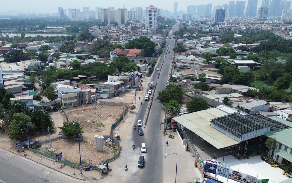 Viec hoan thanh nut giao An Phu khong chi gop phan giam thieu un tac giao thong ma con la bang chung cho qua trinh doi moi, hien dai hoa ha tang do thi tai TP.HCM.  