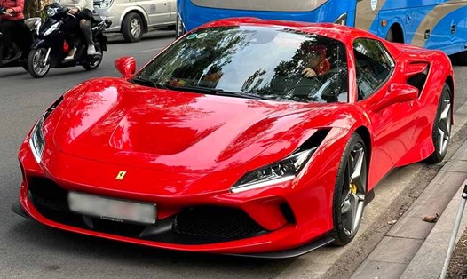Siêu xe Ferrari F8 Spider có giá hơn 14 tỉ đồng thuộc sở hữu của một Tiktoker ở Hà Nội. Ảnh: Hưng Phan - Duy Anh Phạm