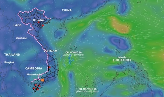 Sáng nay 12.2, áp thấp nhiệt đới đang hoạt động trên khu vực giữa Biển Đông. Ảnh: Hệ thống Giám sát thiên tai Việt Nam