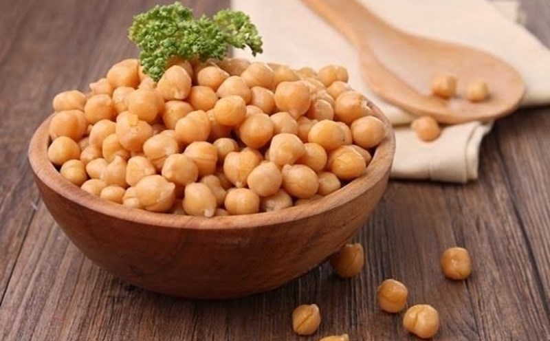 Controlling prediabetes is not just about reducing sugar consumption but also maintaining a diet rich in fiber, healthy protein, controlling starch and added sugar... Photo: BoldSky.