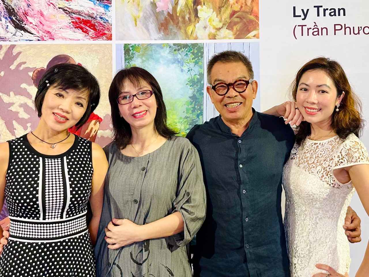 4 artists collaborate in the exhibition. Photo: Provided by the character