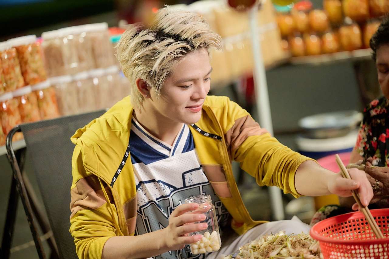 RHYDER - Á quân Anh trai say hi trải nghiệm buôn bán. Ảnh: Nhà sản xuất