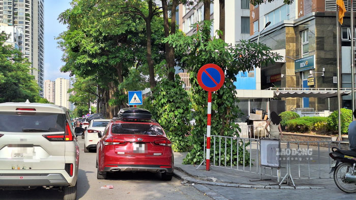 In addition to the prohibited parking spots, drivers need to pay attention to 14 spots that, even without prohibition signs, will still be heavily fined. Illustration: Phu Den