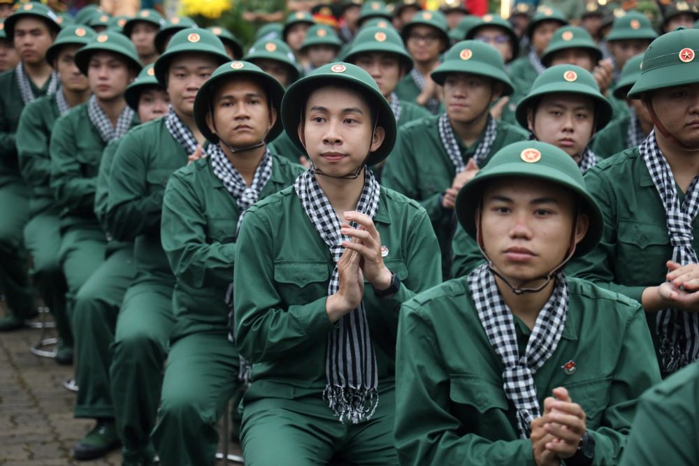 Cac tan binh o TPHCM san sang len duong thuc hien nghia vu quan su. Anh: Anh Tu