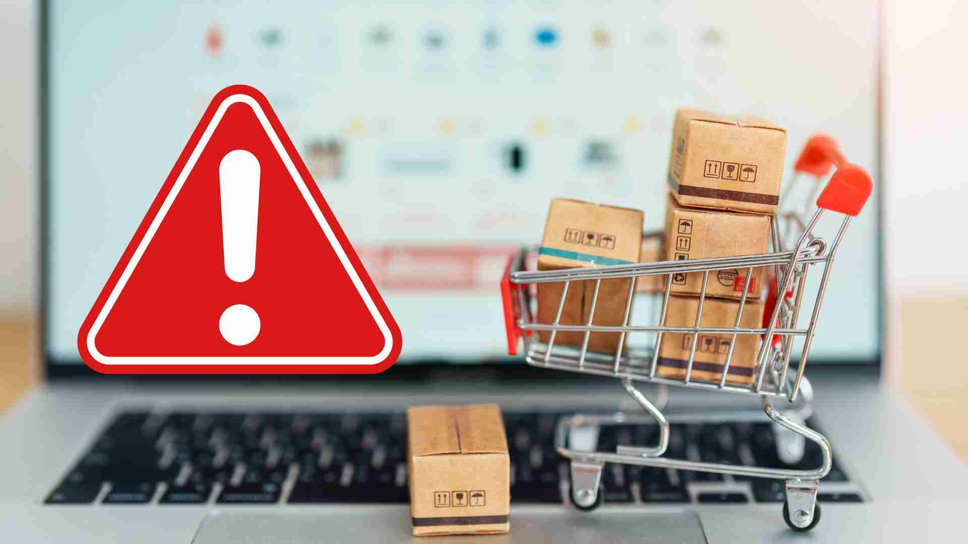 The Ministry of Industry and Trade requires 120 websites and 44 e-commerce applications to urgently explain. Graphics: Tuyet Lan