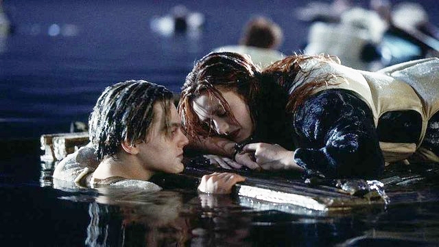 The ending of the movie "Titanic" brought tears to millions of viewers. Photo: Producer