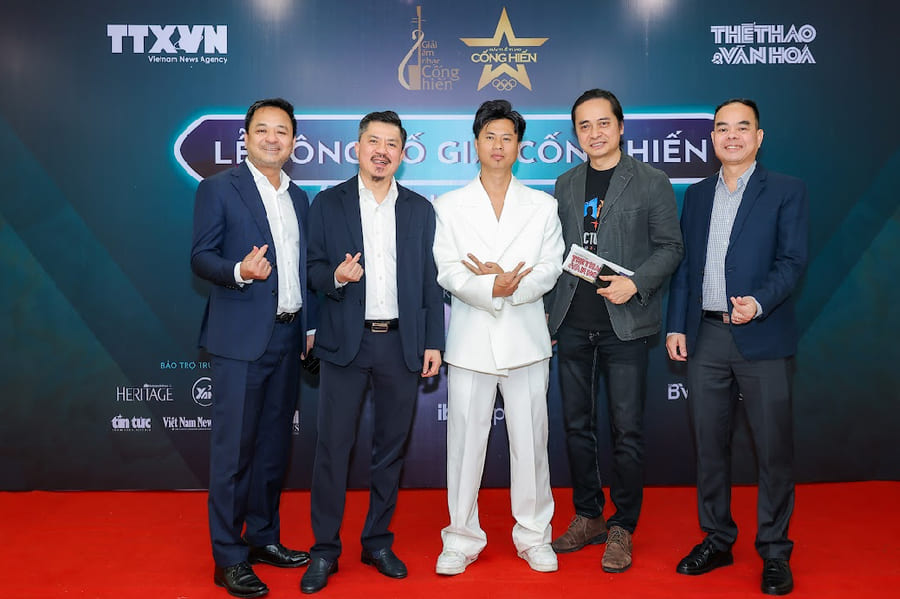 Voting portal for Dedication Award officially opens. Photo: Organizing Committee